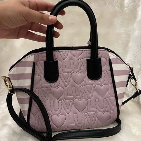 Betsey Johnson Small Crossbody - Picture 3 of 10